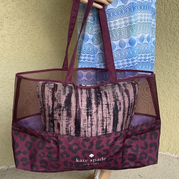 Kate Spade XLARGE Tote - Picture 3 of 16